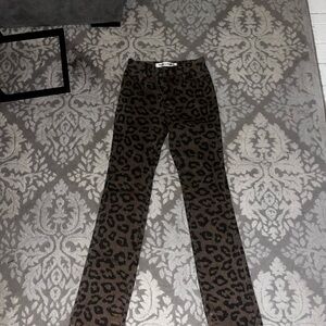 Leopard Print Skinny Pants